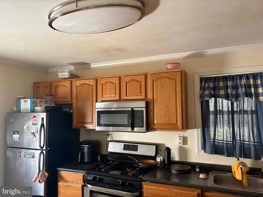 818 51ST ST NE, Washington, DC 20019