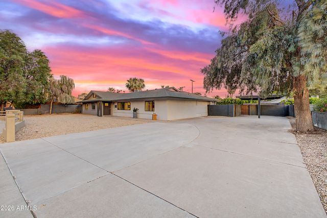 711 W NORTHERN Avenue, Phoenix, AZ 85021