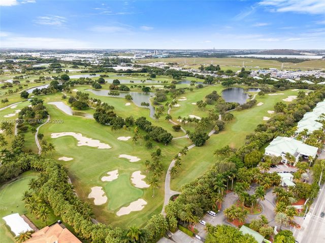 8167 NW 41st Street E101, Doral, FL 33166