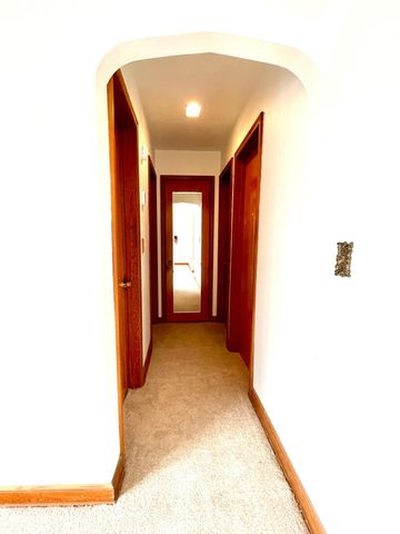 731 Berwood Avenue, Vadnais Heights, MN 55127