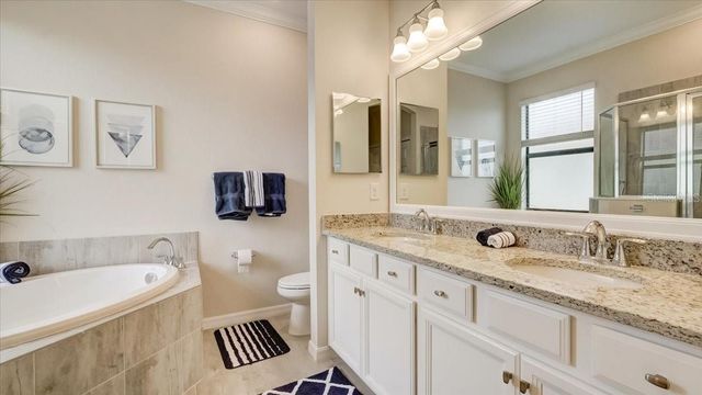 23972 SKYFLOWER COURT, Venice, FL 34293