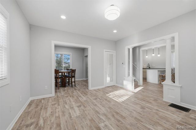 11439 Sherman Avenue, Warren, MI 48089