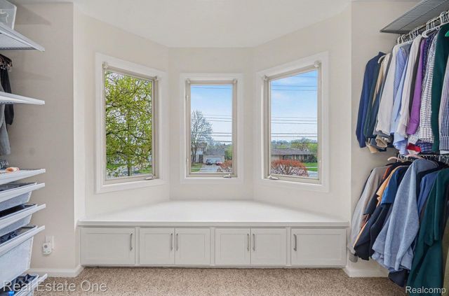 6544 John R Road, Troy, MI 48085