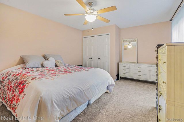 6544 John R Road, Troy, MI 48085