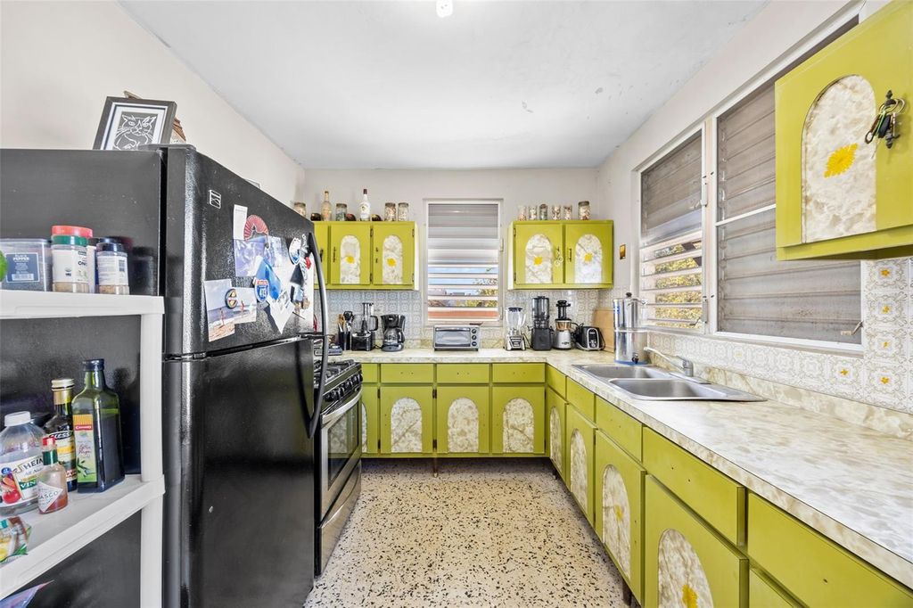 Image 22 of property listing at 413 INT CAMINO MARTILLO BO PUNTAS, Rincon, PR 00677