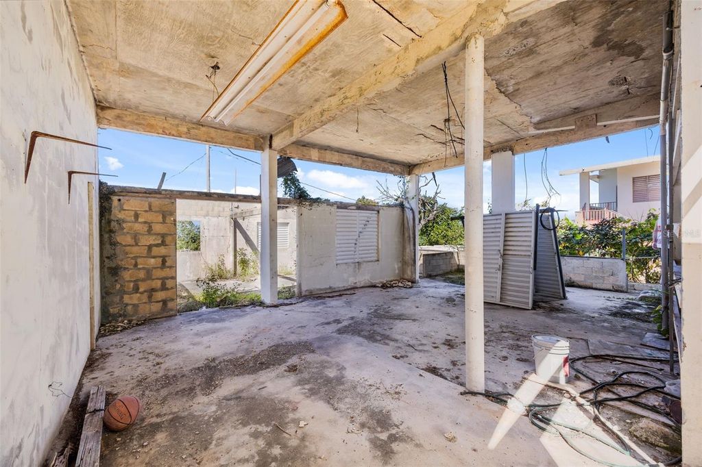 Image 24 of property listing at 413 INT CAMINO MARTILLO BO PUNTAS, Rincon, PR 00677