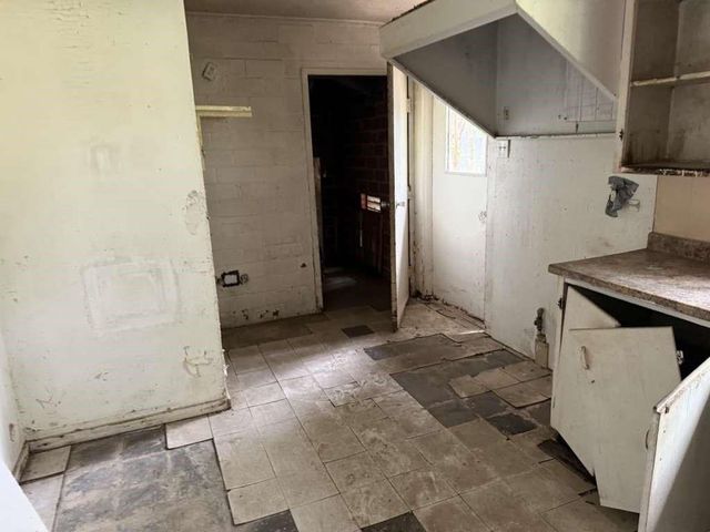 1015 N Liberty Street, El Campo, TX 77437