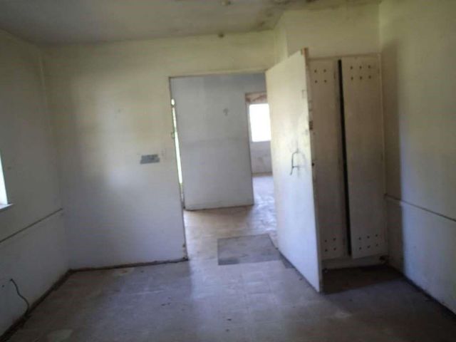 1015 N Liberty Street, El Campo, TX 77437