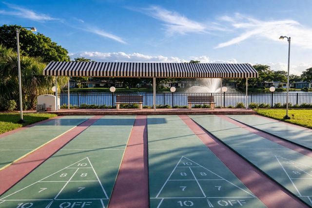 300 Berkley Road 112, Hollywood, FL 33024