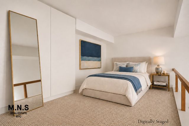 100 W 15th St Apt 2B, New York City, NY 10011