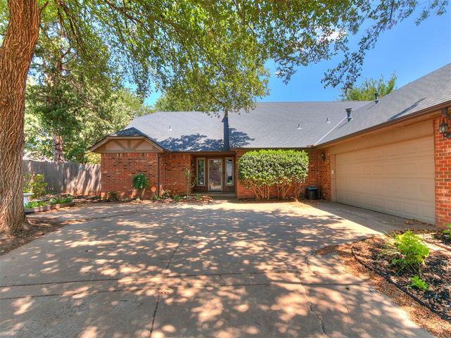 500 Concord Lane, Edmond, OK 73003