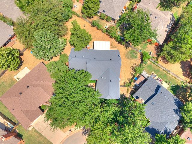 500 Concord Lane, Edmond, OK 73003