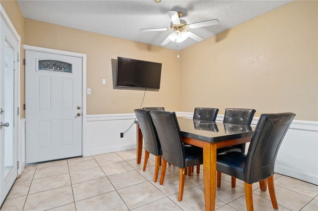 13737 River Canyon Dr, Corpus Christi, TX 78410