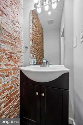 2709 W GLENWOOD AVE, Philadelphia, PA 19121