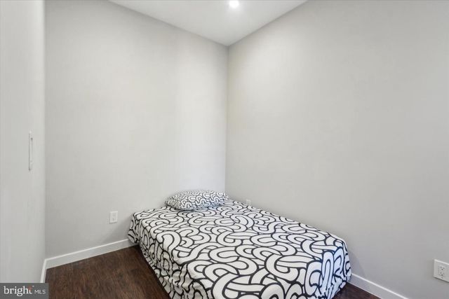 2709 W GLENWOOD AVE, Philadelphia, PA 19121