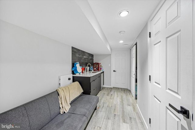 2709 W GLENWOOD AVE, Philadelphia, PA 19121