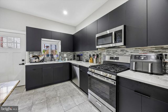 2709 W GLENWOOD AVE, Philadelphia, PA 19121