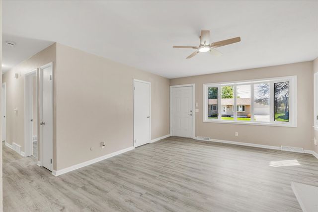 3218 W 11th Street, Davenport, IA 52804