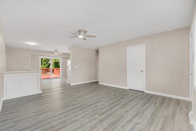 3218 W 11th Street, Davenport, IA 52804