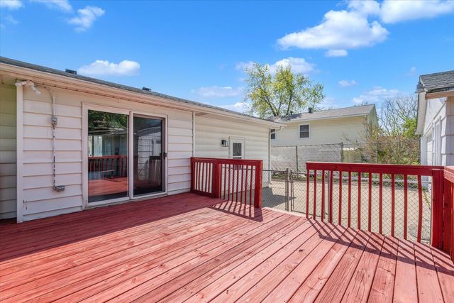3218 W 11th Street, Davenport, IA 52804