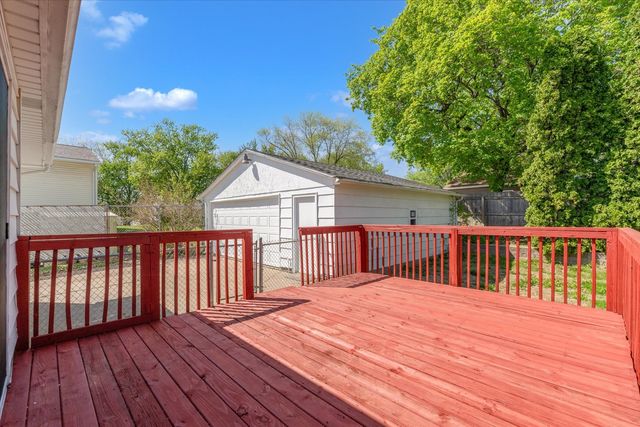 3218 W 11th Street, Davenport, IA 52804