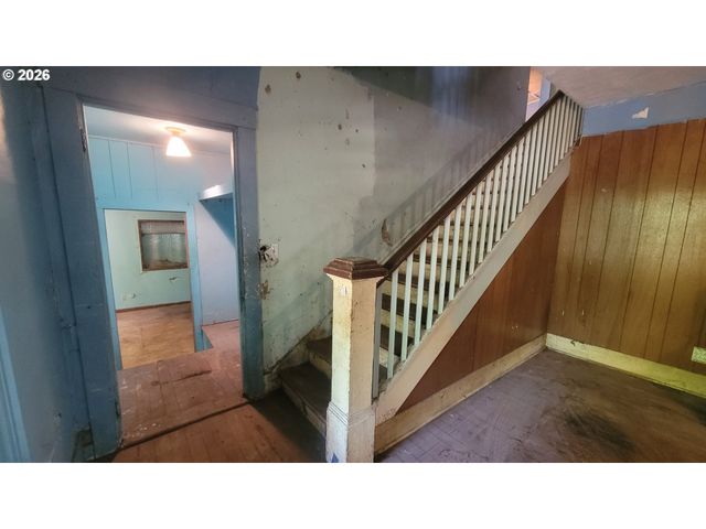4605 Se HULL Ave, Milwaukie, OR 97267