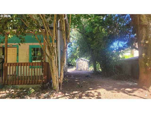 4605 Se HULL Ave, Milwaukie, OR 97267