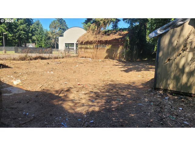 4605 Se HULL Ave, Milwaukie, OR 97267