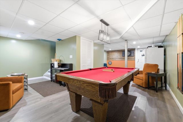 16 Champagne Drive, Nashua, NH 03062