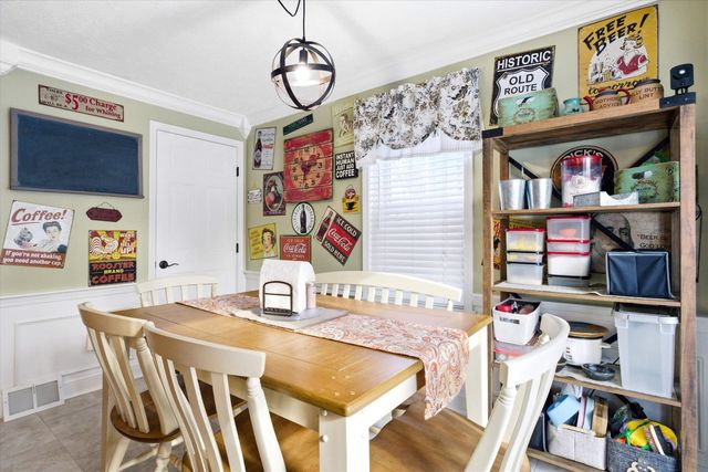 16 Champagne Drive, Nashua, NH 03062