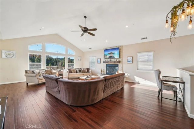 26845 Modoc Lane, Lake Arrowhead, CA 92352