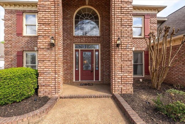 1136 SUNRIVER CV, Collierville, TN 38017