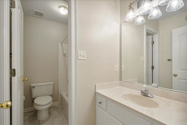 1136 SUNRIVER CV, Collierville, TN 38017