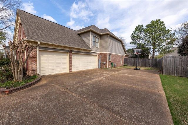 1136 SUNRIVER CV, Collierville, TN 38017