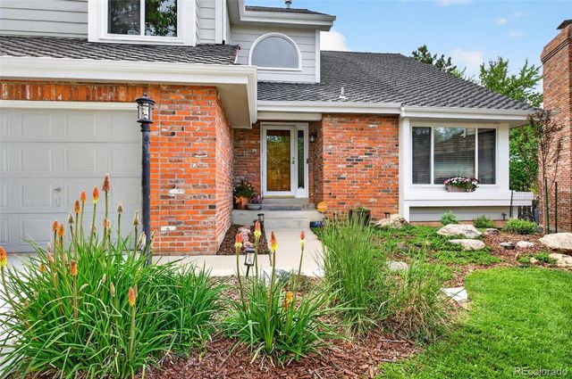12 Willowleaf Drive, Littleton, CO 80127