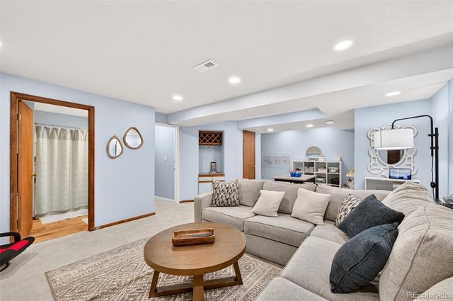 12 Willowleaf Drive, Littleton, CO 80127