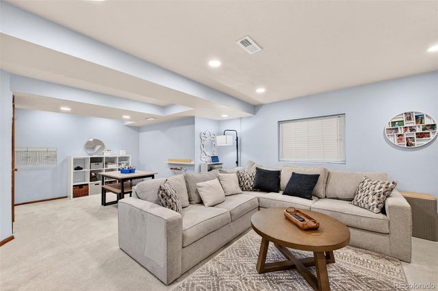 12 Willowleaf Drive, Littleton, CO 80127