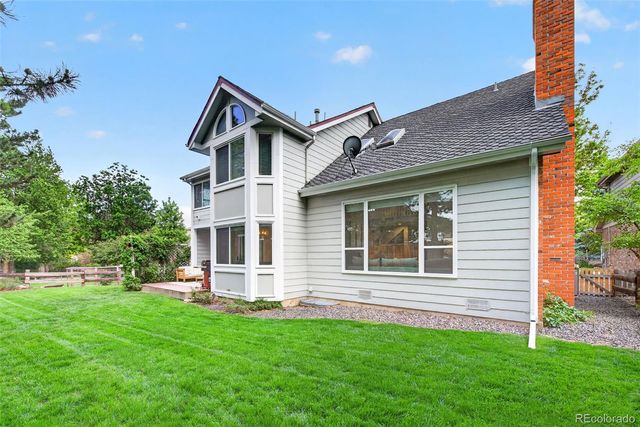 12 Willowleaf Drive, Littleton, CO 80127