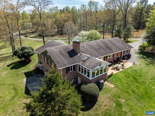 3505 SARAH DR, Charlottesville, VA 22911