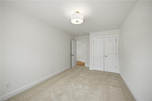 343 Ewell LN, Chesapeake, VA 23322