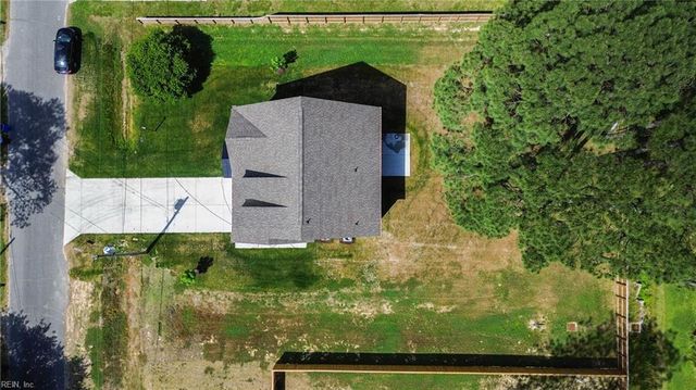 343 Ewell LN, Chesapeake, VA 23322