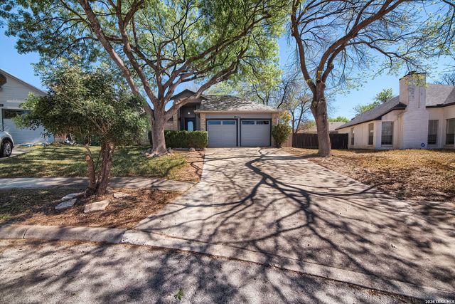 7704 Rohrdanz, Live Oak, TX 78233