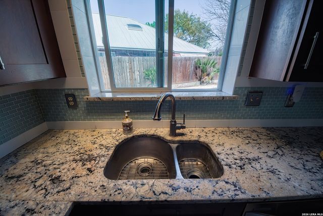 7704 Rohrdanz, Live Oak, TX 78233