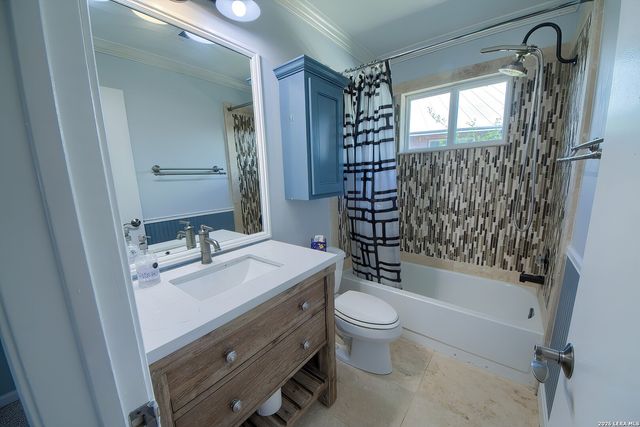 7704 Rohrdanz, Live Oak, TX 78233