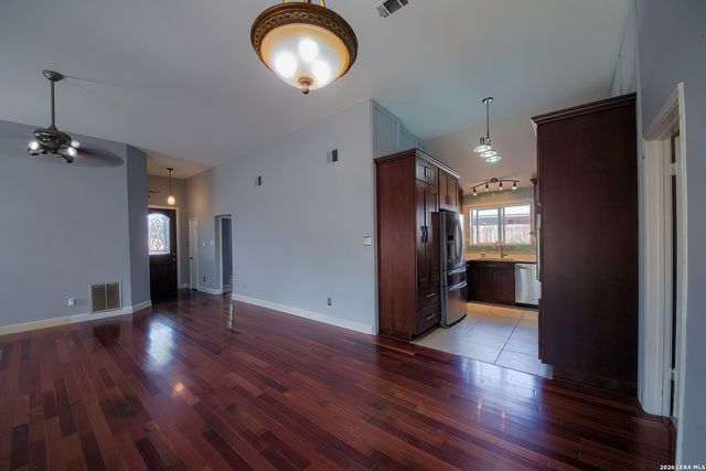 7704 Rohrdanz, Live Oak, TX 78233