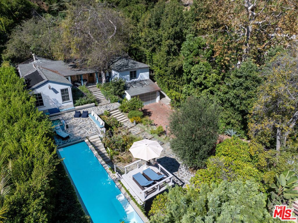 1853 Nichols Canyon Road, Los Angeles, CA 90046
