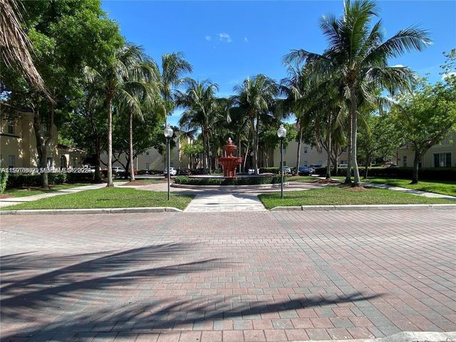2493 Centergate Dr 204, Miramar, FL 33025