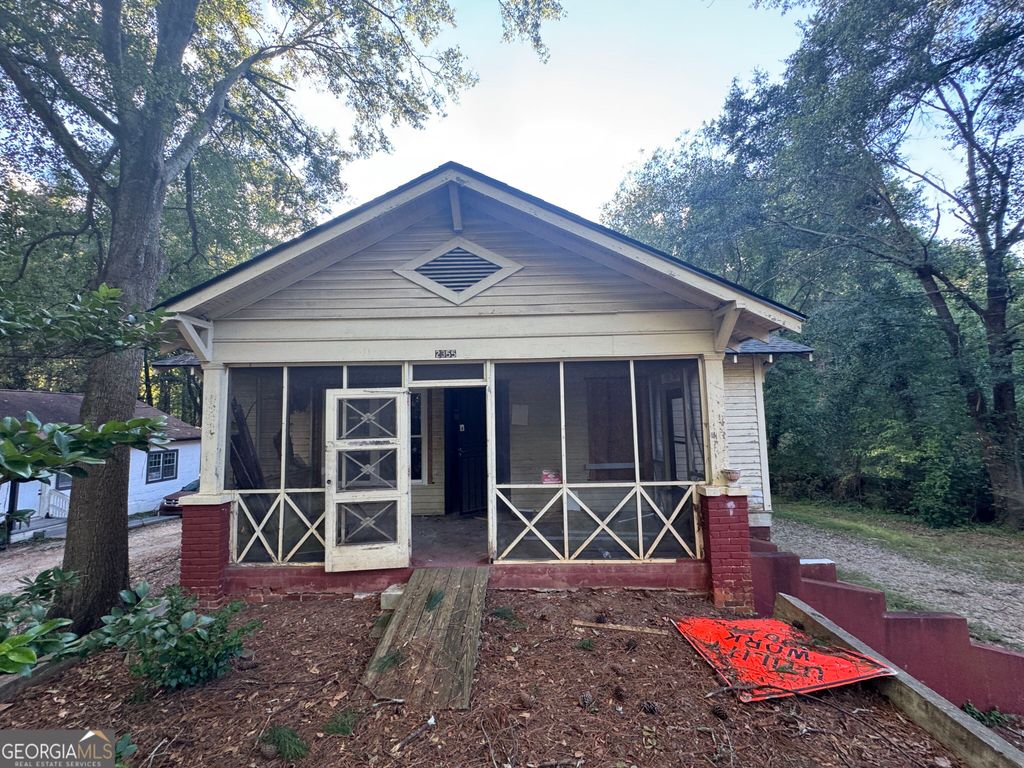 2355 Macon Drive SW, Atlanta, GA 30315 — exterior