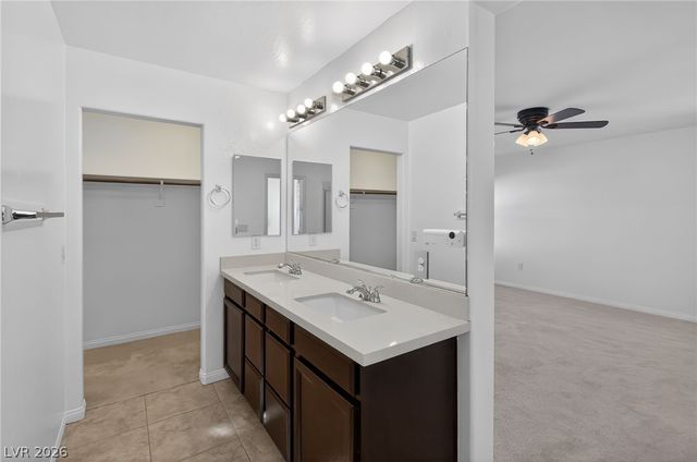 10567 Murphy Plains Street, Las Vegas, NV 89141