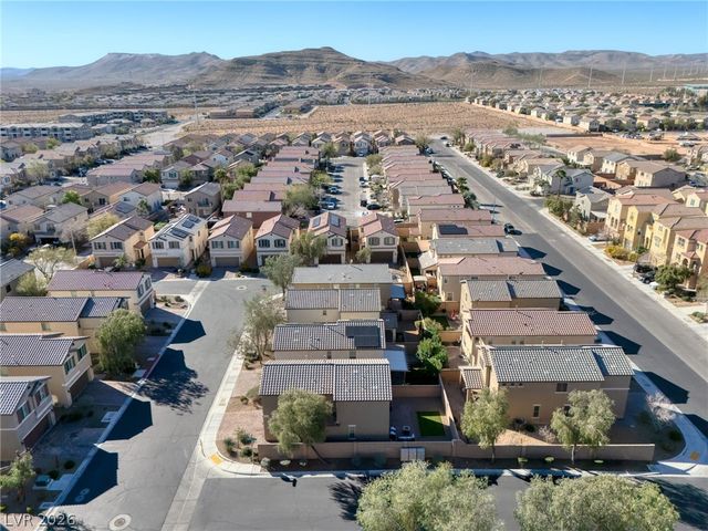 10567 Murphy Plains Street, Las Vegas, NV 89141